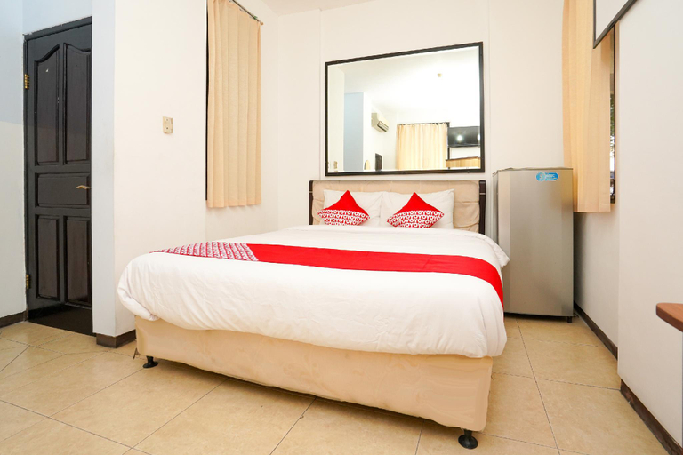 Bedroom 3, OYO 662 MIRACLE HOMESTAY SYARIAH, Surabaya