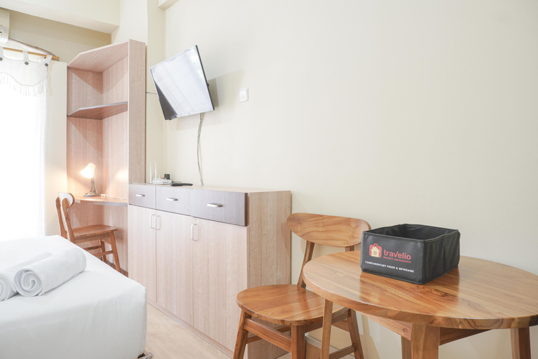 Bedroom 2, Nice and Elegant Studio at Sunter Park View Apartment By Travelio, North Jakarta