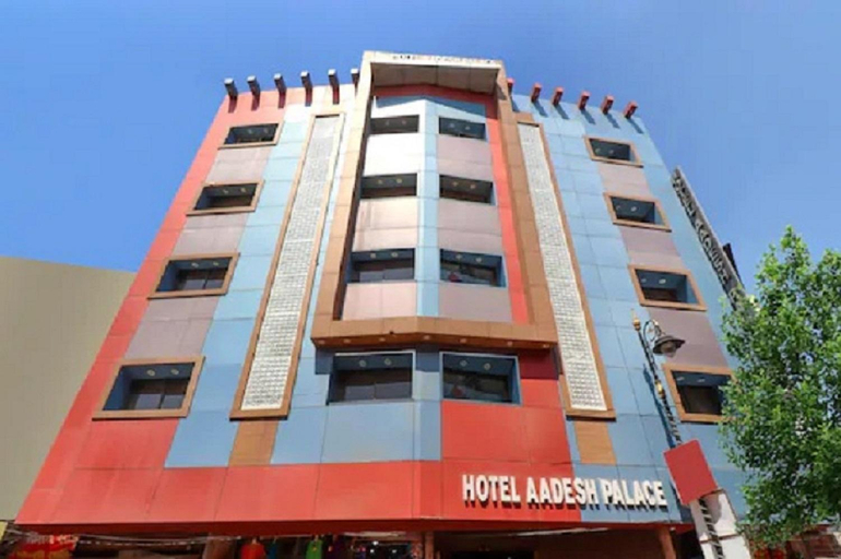 Exterior & Views, Hotel Aadesh Palace, Varanasi