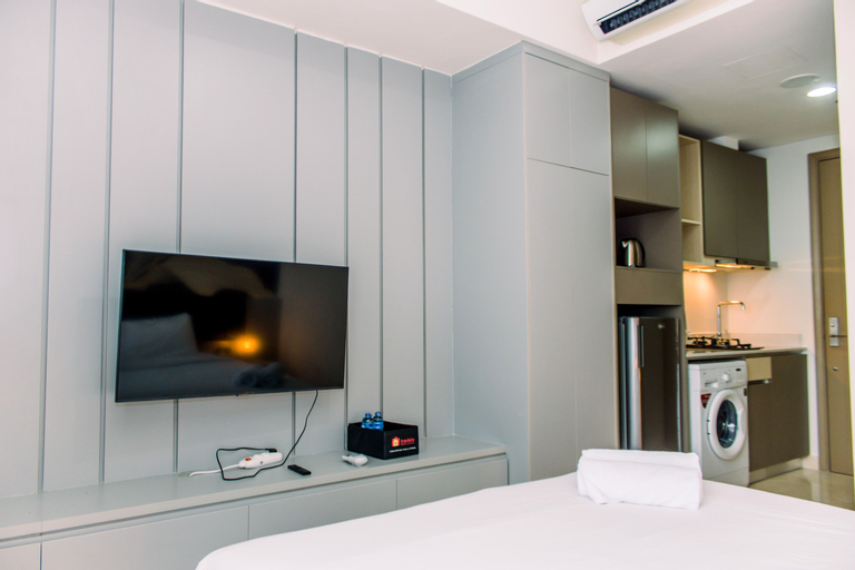 Others, Fancy and Nice Studio at Gold Coast Apartment By Travelio, North Jakarta