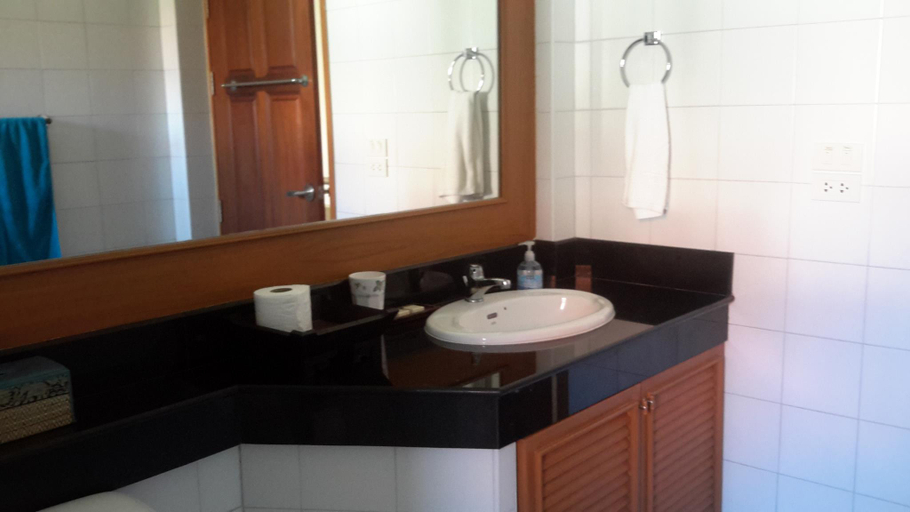 Bathroom 3, Three Bed Villa TG11 Beach Front Resort SDV280, Ko Samui