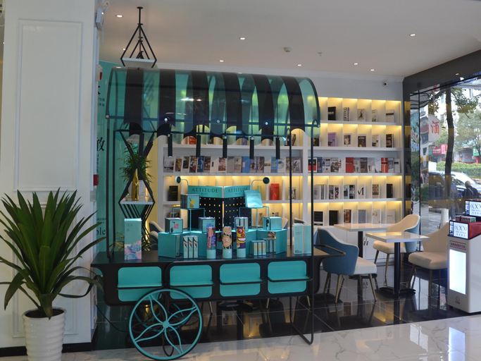 Food & Drinks, Xana Lite Guiyang Huaxi Park, Guiyang