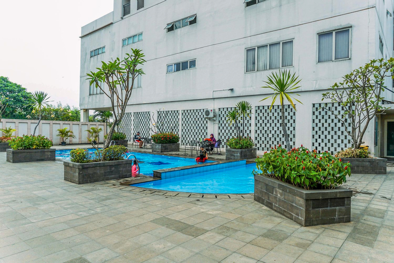 Exterior & Views 2, Minimalist Staycation Newly Renovated Modern Studio Apartment at Margonda Residence 3 By Travelio, Depok