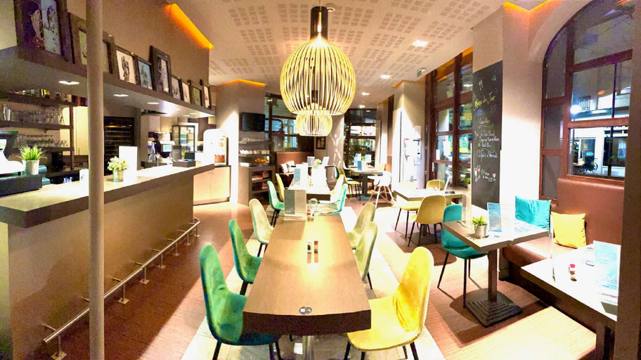 Food & Drinks 5, Hotel Kyriad Vichy Centre, Allier