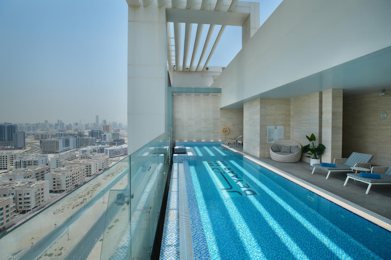 Sport & Beauty 2, Millennium Executive Apartments Mont Rose, Dubai