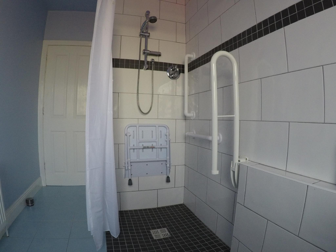 Bathroom 4, Seagull Cottage Bed and Breakfast