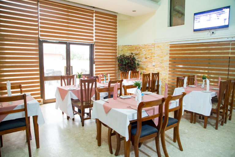 Food & Drinks 5, Sam's Cottage Hotel, Accra