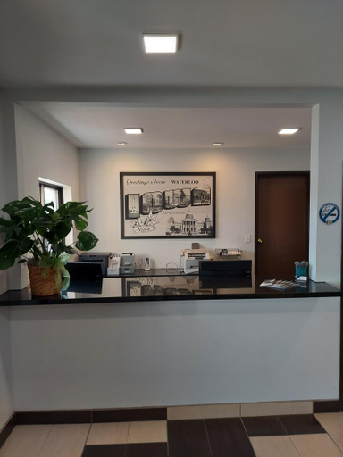 Public Area 2, Boarders Inn & Suites by Cobblestone Hotels - Waterloo, Black Hawk