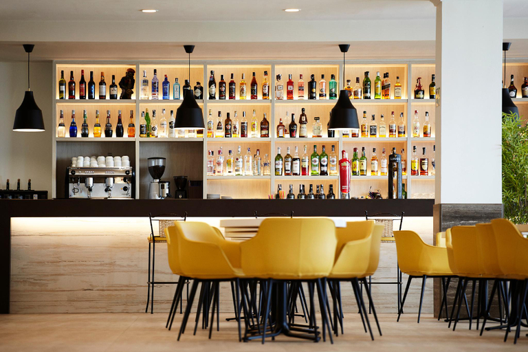Food & Drinks 5, Hotel Las Arenas, Affiliated by Melia, Málaga