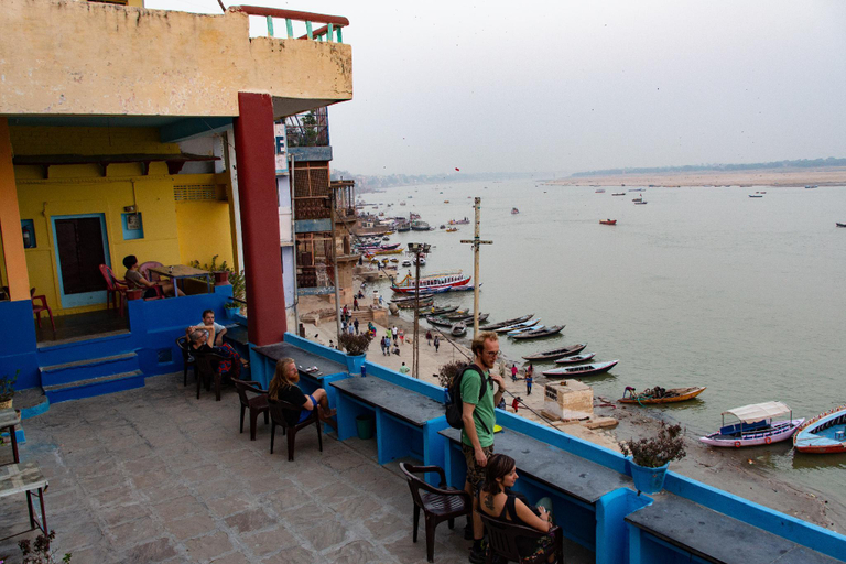 Others 4, Vishnu Rest House, Chandauli
