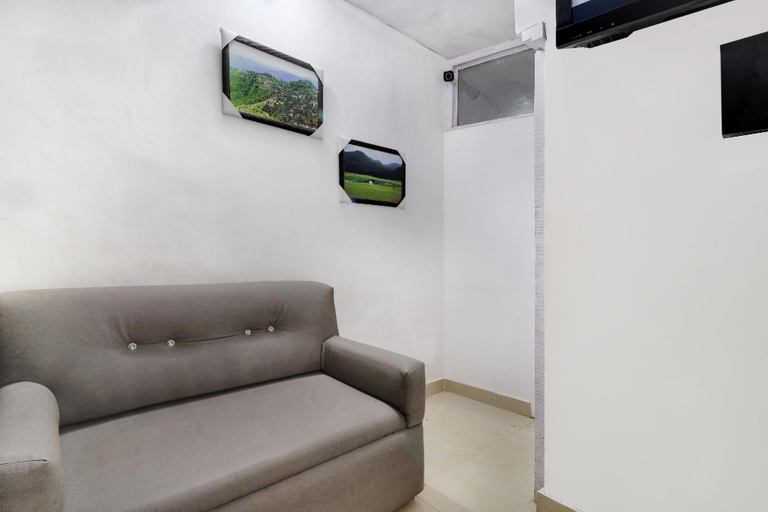 Public Area, 12023 Hotel Jasmine, Chamba