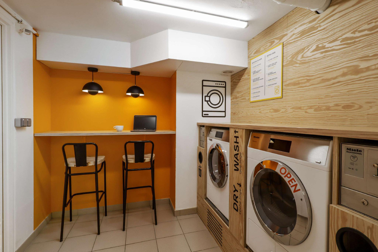 Public Area 2, PREMIERE CLASSE LILLE SUD – Henin Beaumont, Pas-de-Calais