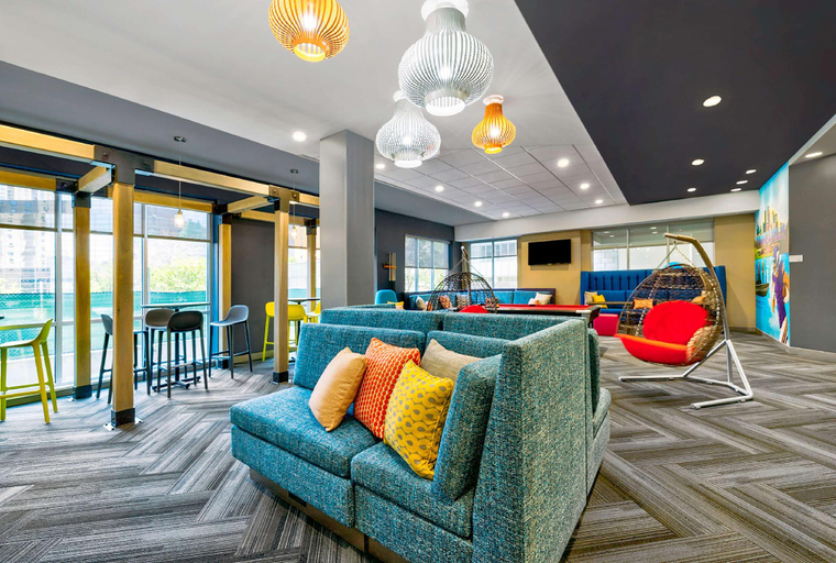 Public Area 3, Tru By Hilton Minneapolis Downtown, Hennepin