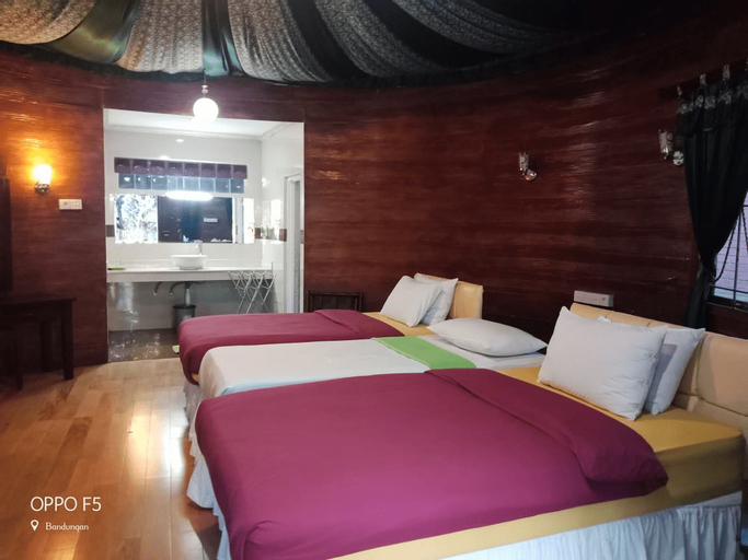 Bedroom 23