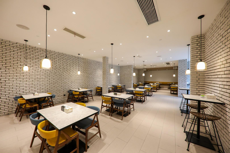 Food & Drinks 3, Hanting Premium Hotel Nanjing Xianlin University City Xianyao Road, Nanjing