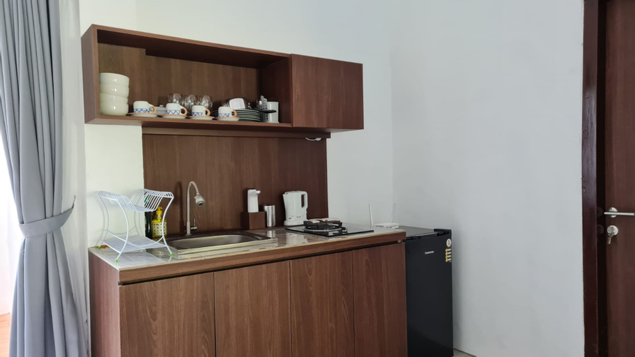 Dining Room 2, WELEVEN 3BR Dago Bawah, Bandung