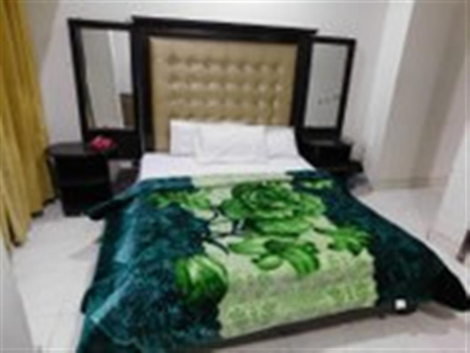 5, A-One Hotel, Lahore