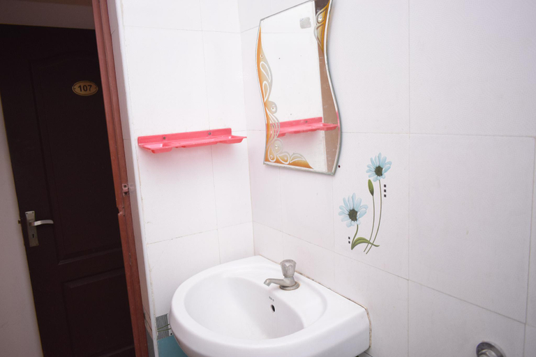 Bathroom 3, R.M GUEST HOUSE, Viluppuram