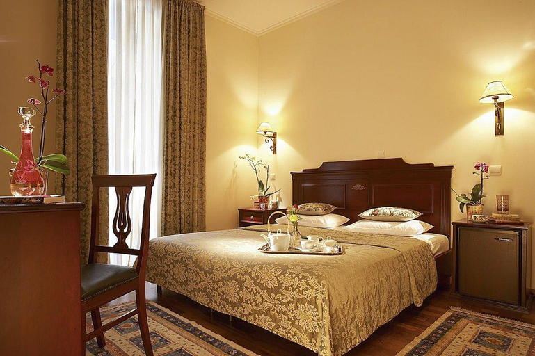 Bedroom 3, Hotel Luxembourg, Central Macedonia