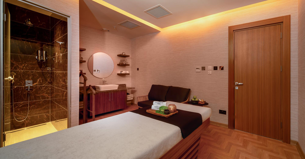 Bedroom, Concorde Tower Hotel
