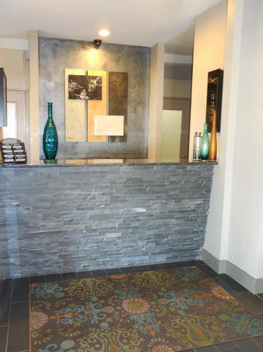 Public Area 4, Eastland Suites Hotel & Conference Ctr, Trademark by Wyndham, McLean