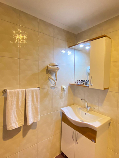 Bathroom 4, Dream Town Hotel, Kemer