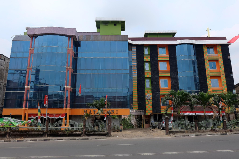 OYO 731 Hotel Matahari 1 Syariah, Jambi