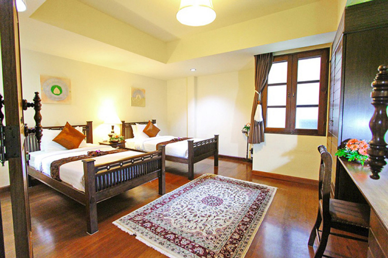 Bedroom 30
