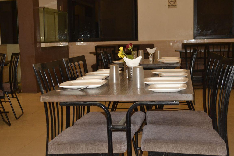 Others 4, Hotel Safari, Chandrapur