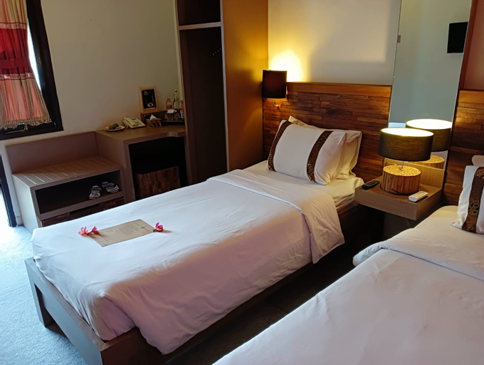 Bedroom 30