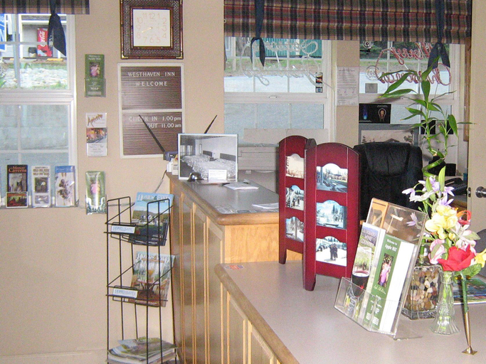 Food & Drinks 5, Westhaven Inn Pollock Pines, El Dorado