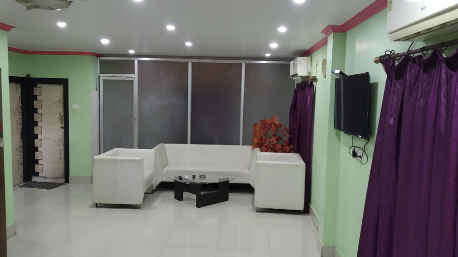 Public Area, Hotel Gitanjali Raiganj, Uttar Dinajpur