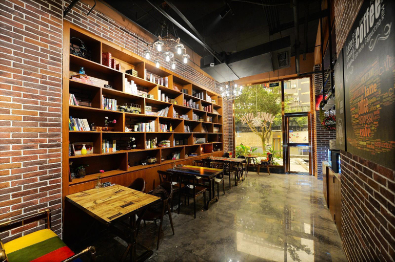 Food & Drinks 5, James Joyce Coffetel Chengdu Jichang Road Shenxianshu, Chengdu