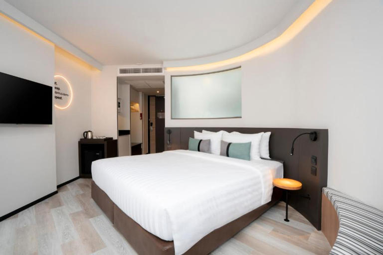 Bedroom 28