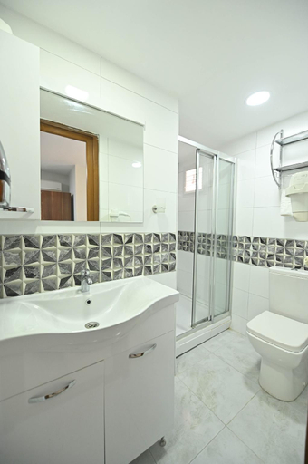 Bathroom 3, Safir Gold Hotel, Fatih