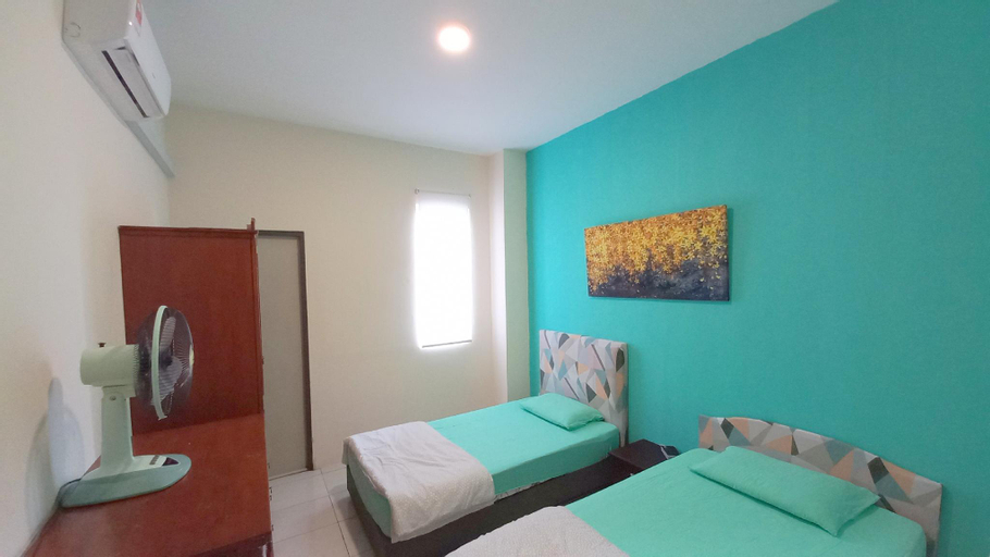 Bedroom 2, Long Stays: Stutong Apartment near KPJ, Samajaya, Kuching