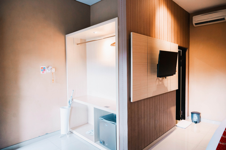 Bathroom 5