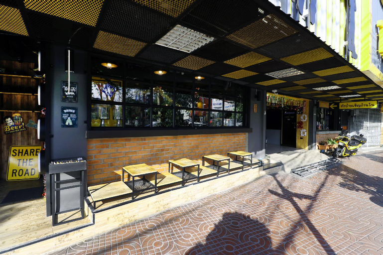 Public Area 3, Room 22 Hostel, Samphantawong