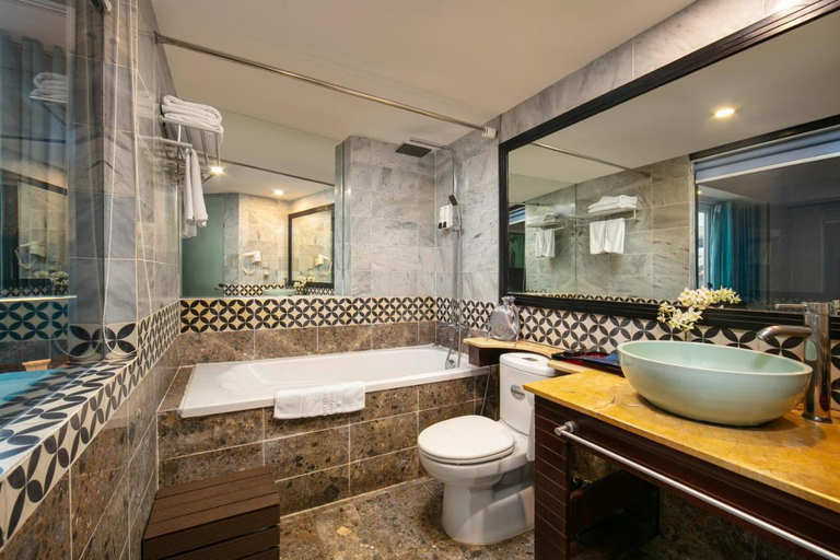 Bathroom 4, JA COSMO HOTEL & SPA, Hoàn Kiếm