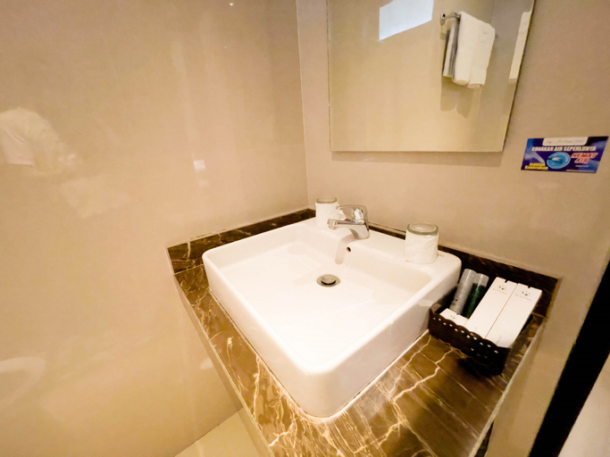 Bathroom 6