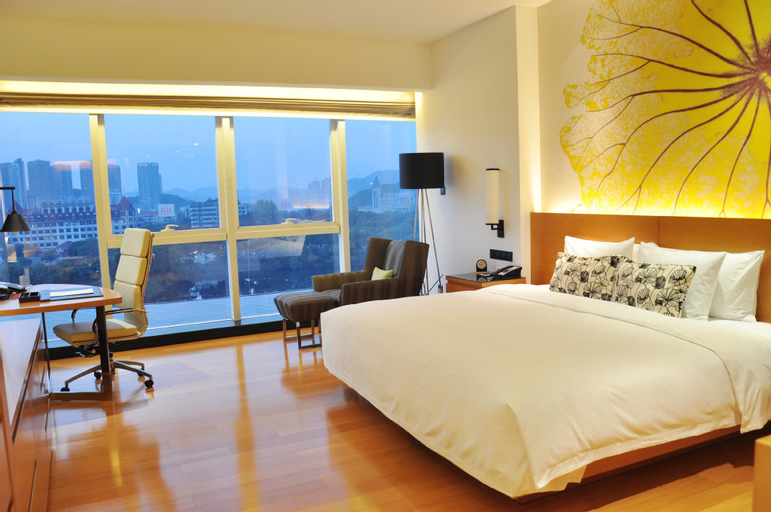 Bedroom, Tonino Lamborghini Lakeside Hotel Huangshi, Huangshi