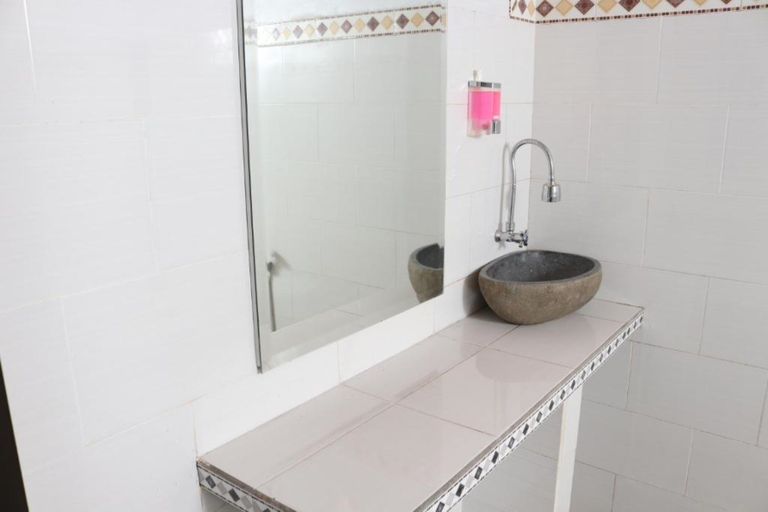 Bathroom 3, Dangin Kubu Bungalow, Klungkung