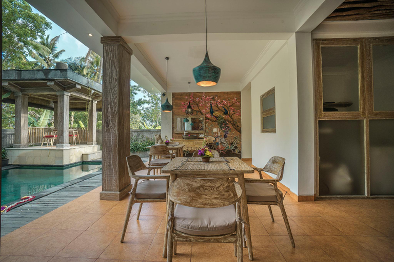 Food & Drinks 3, Sanggraloka Suite, Gianyar