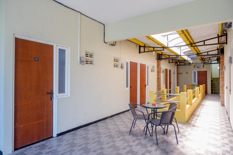 Others 5, RedDoorz near Bandara Ahmad Yani Semarang, Semarang