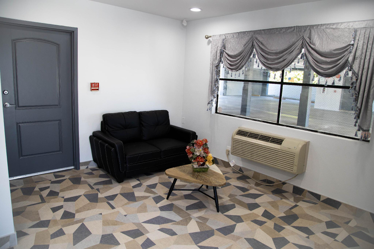 Public Area 3, Pico Rivera Inn and Suites, Los Angeles