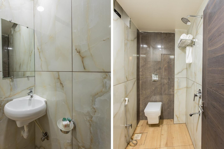 Bathroom 4, Hotel Kiran Inn, Indore