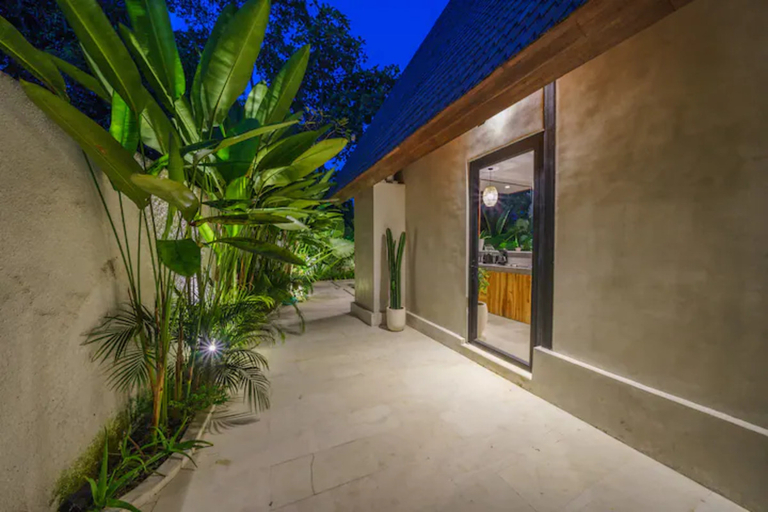 Others 5, Villa Kirana: Designer 2-bedroom Villa w/ pool in Pererenan, Badung