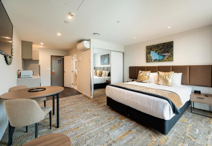 Bedroom 3, La Quinta by Wyndham Remarkables Park Queenstown, Queenstown-Lakes