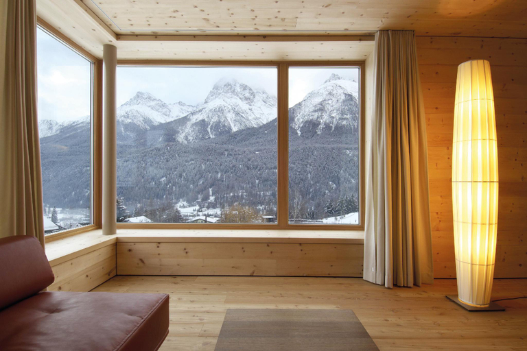 Bedroom 3, Scuol Youth Hostel, Inn
