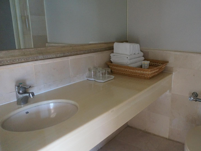 Bathroom 4, East Coast Sea View Hotel, Taitung